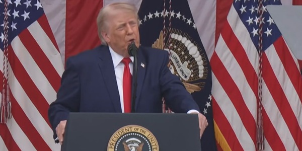 Trump in trouble over imaginary peace plan 550_Trump trouble.jpg